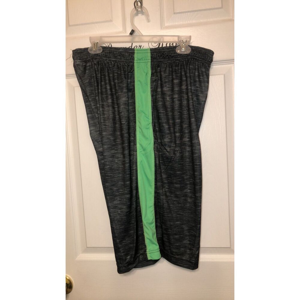 10W Active Mesh Shorts Sz XL Men’s Gray Green NEW NWT